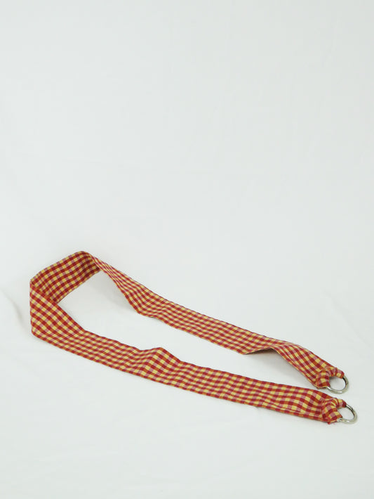 Cuelga móvil vichy rojo